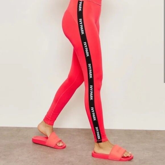 Ivy Park Women's Logo Elastic Leggings in Neon Pink & Black - Size S - Picture 4 of 11